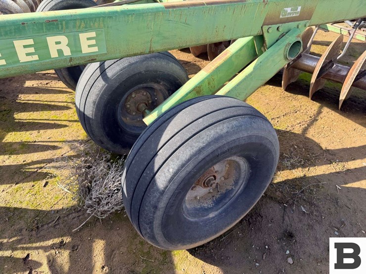 john-deere-455-image-11