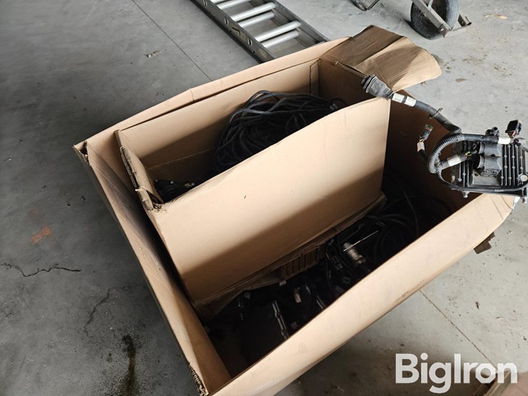 john-deere-ruc-2-electric-drive-modules-image-3