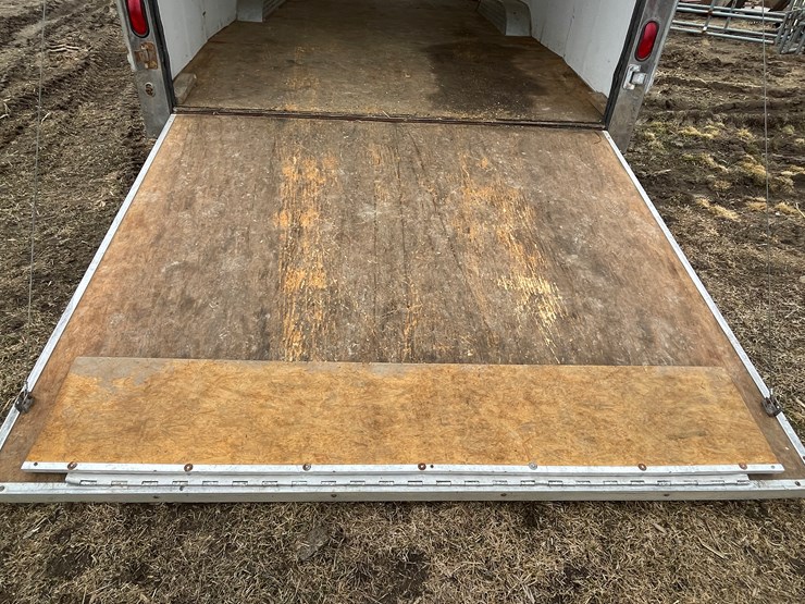 #3202-•-2002-renagade-kibbi-haul-lite-26'-trailer-(has-wi-title)-image-17