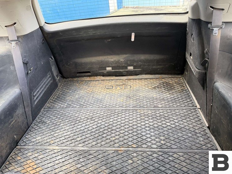 2008-gmc-acadia-image-29