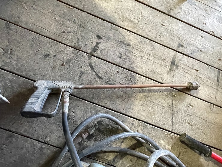 #7208-•-cat-pumps-electric-pressure-washer-image-13