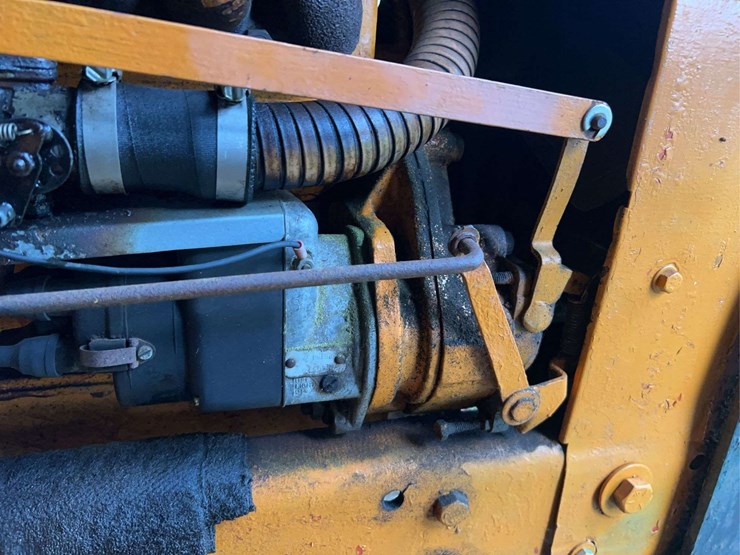 oliver/cletrac-crawler-image-16