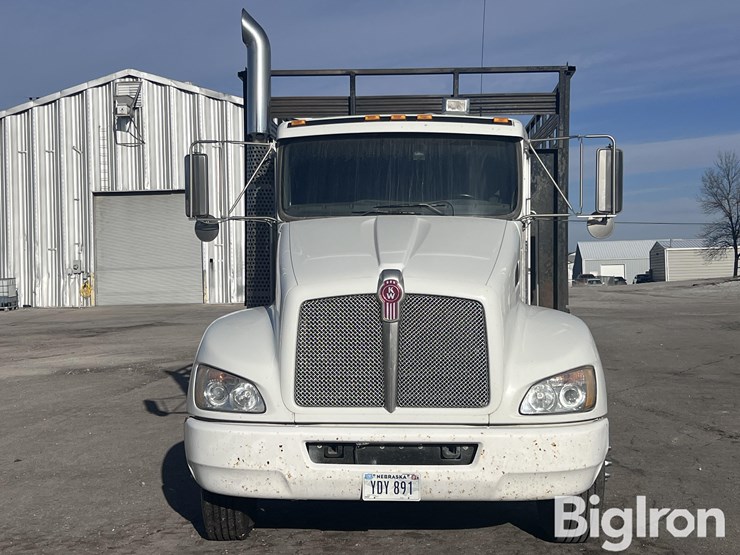 2009-kenworth-t370-image-2