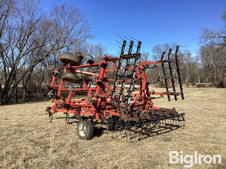 case-ih-4300-image-7