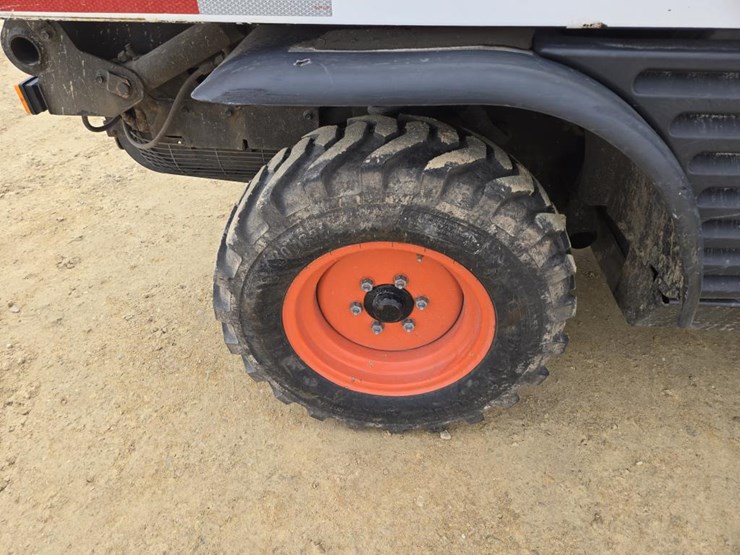 2018-bobcat-toolcat-5600-image-11