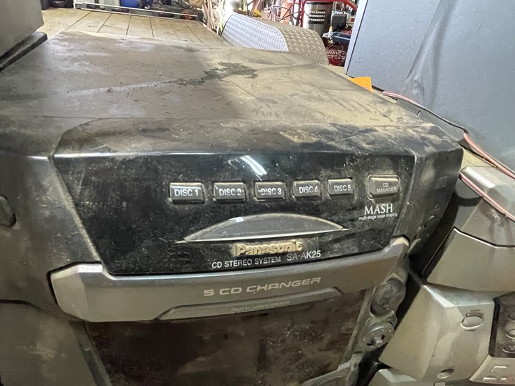 #7217-•-(2)-bookshelf-stereo-systems-image-11