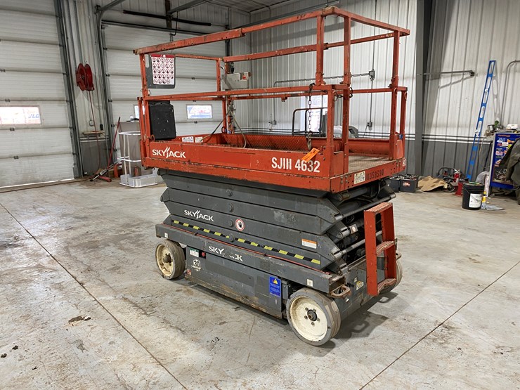 2015-skyjack-sjiii4632-image-8