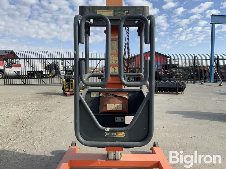 2018-jlg-ft70-image-10