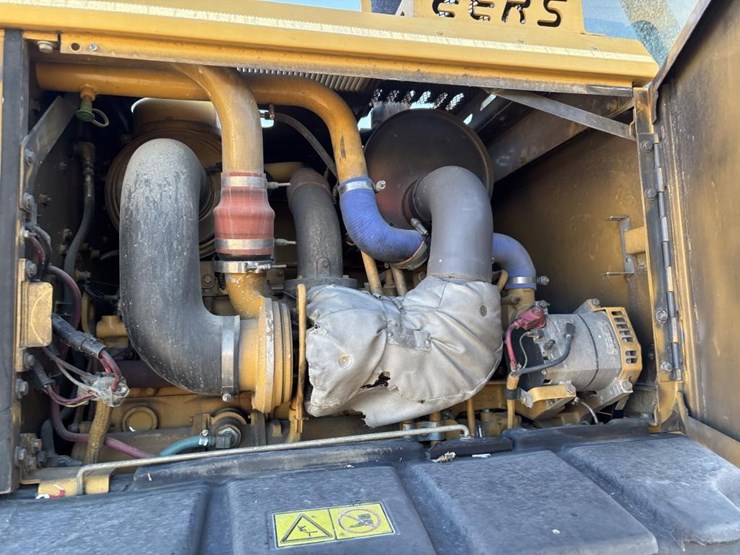 caterpillar-143h-image-71