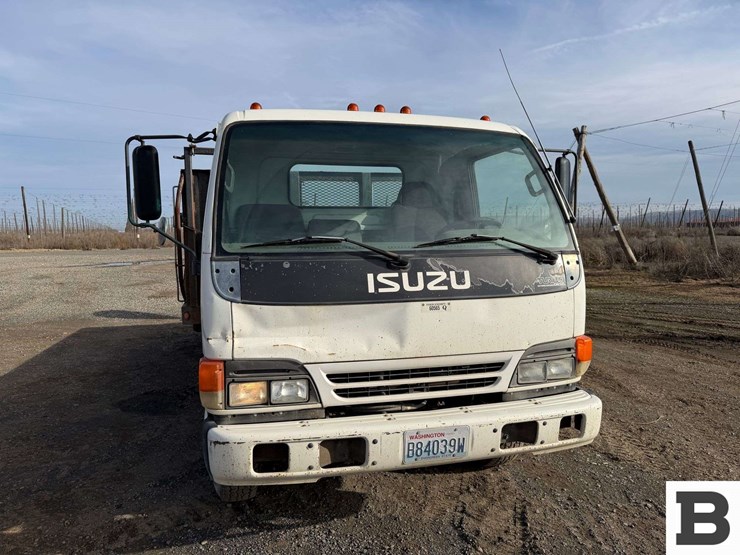 1999-isuzu-npr-image-8