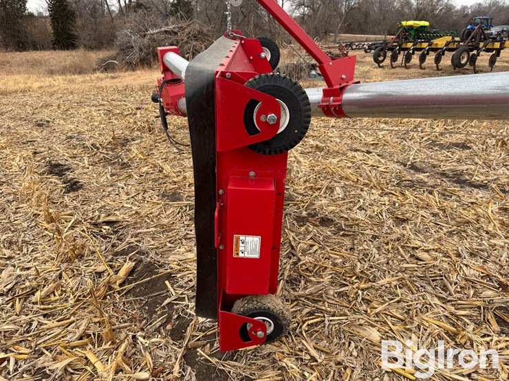 2021-peck-10x81-image-15