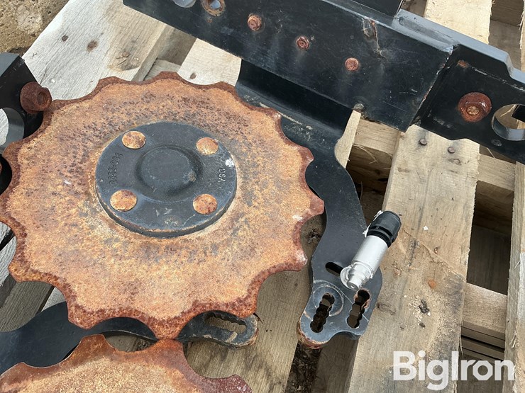 yetter-2x2-fertilizer-applicators-image-13