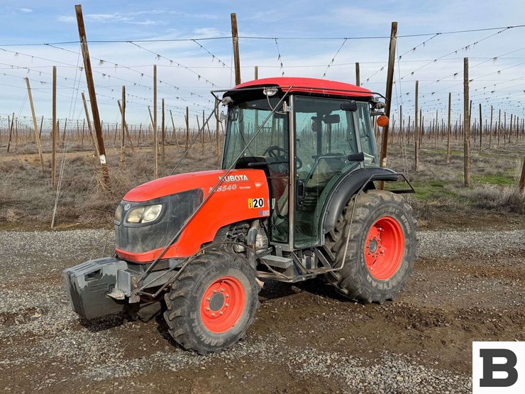 2014-kubota-m8540hd-image-2