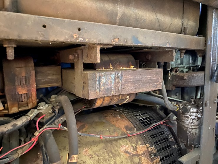 1980-miller-trailblazer-55d-image-24