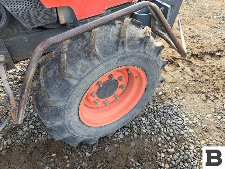 2014-kubota-m8540hd-image-20