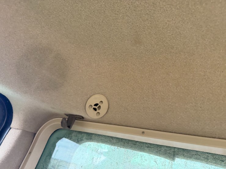 2009-john-deere-9670-sts-image-104