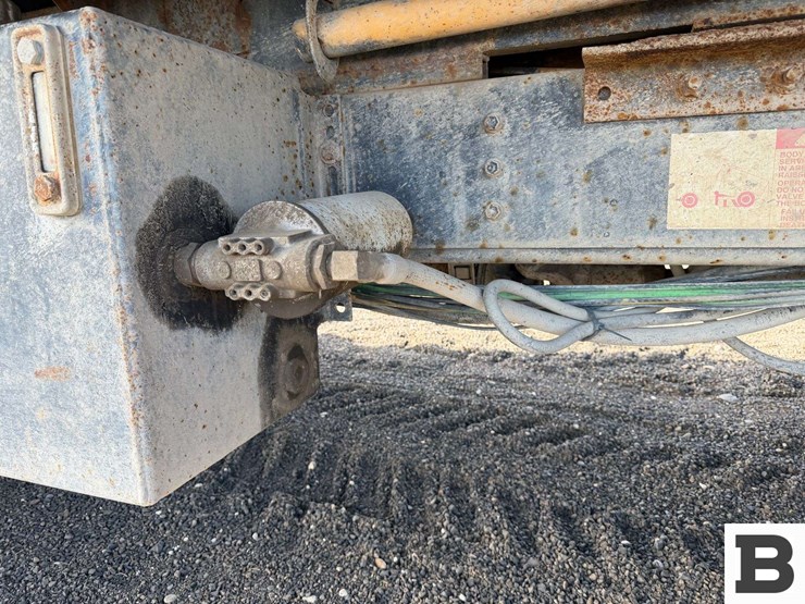 1998-international-4900-image-16