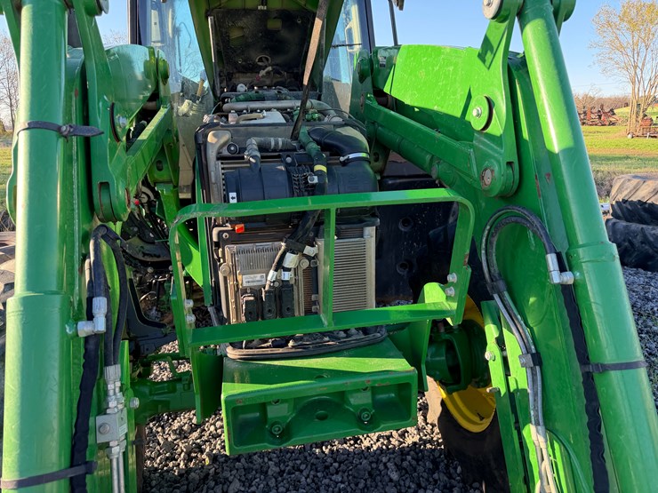 2017-john-deere-6120m-image-59