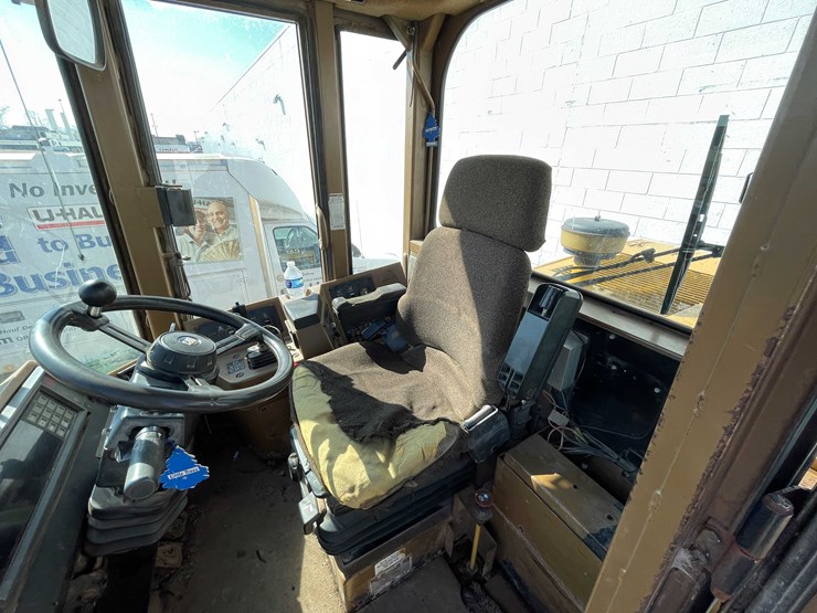 caterpillar-950f-image-38