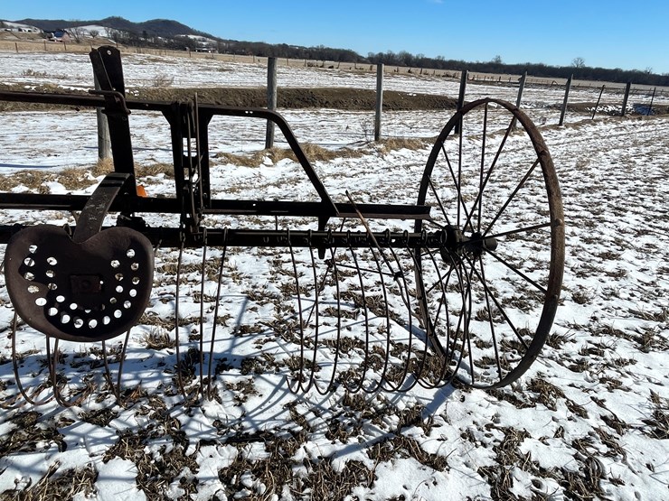 #3251-•-vintage-hay-rake-image-7