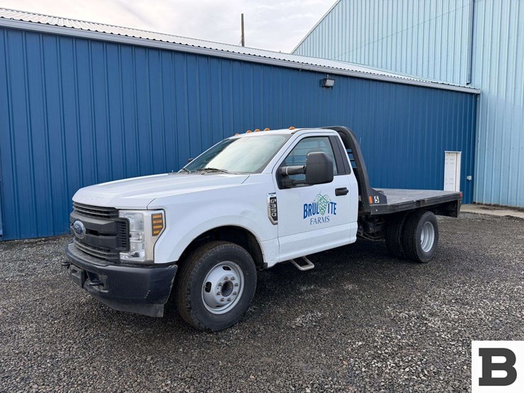 2019-ford-f350-image-2