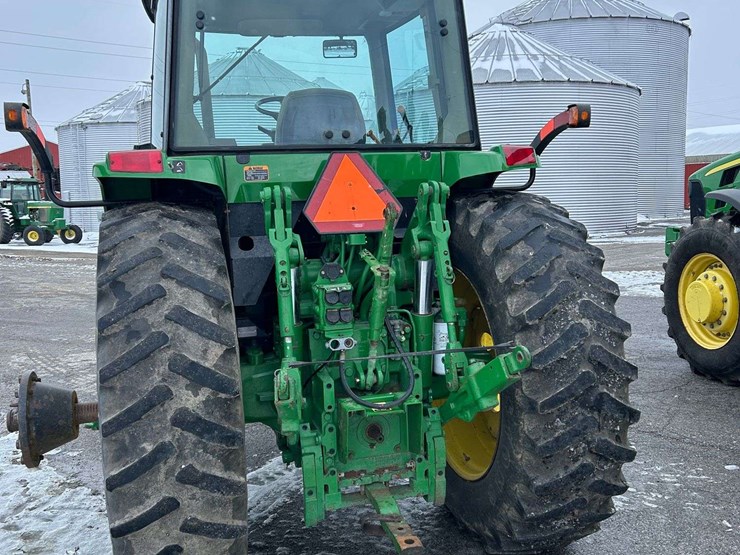 2000-john-deere-7410-image-4
