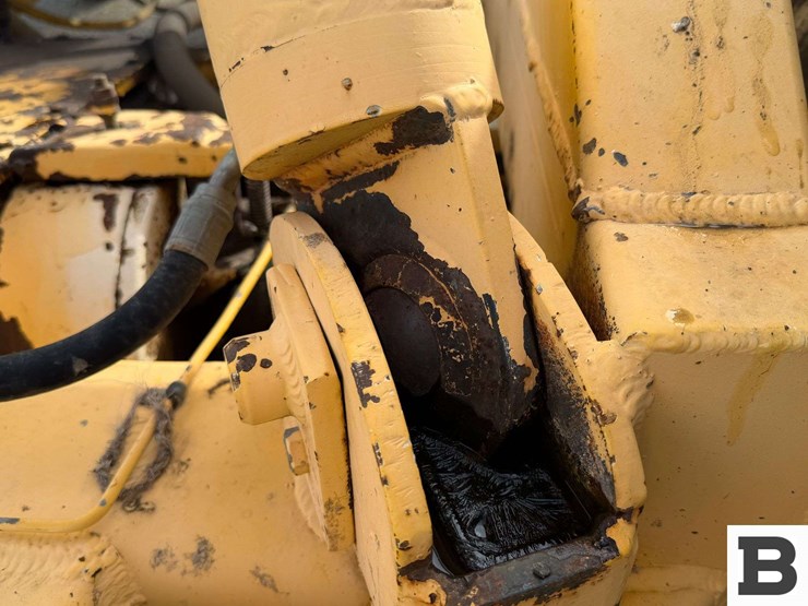 1995-international-915-image-19