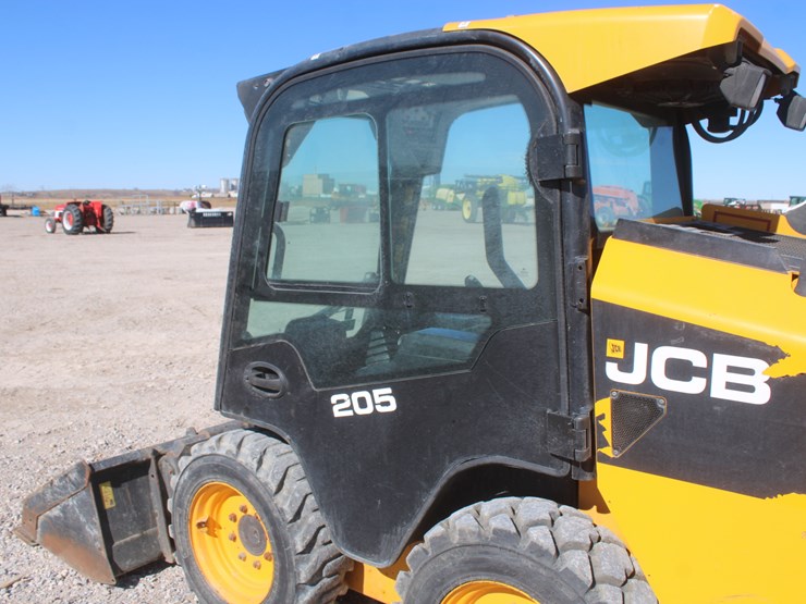 2014-jcb-205-image-26