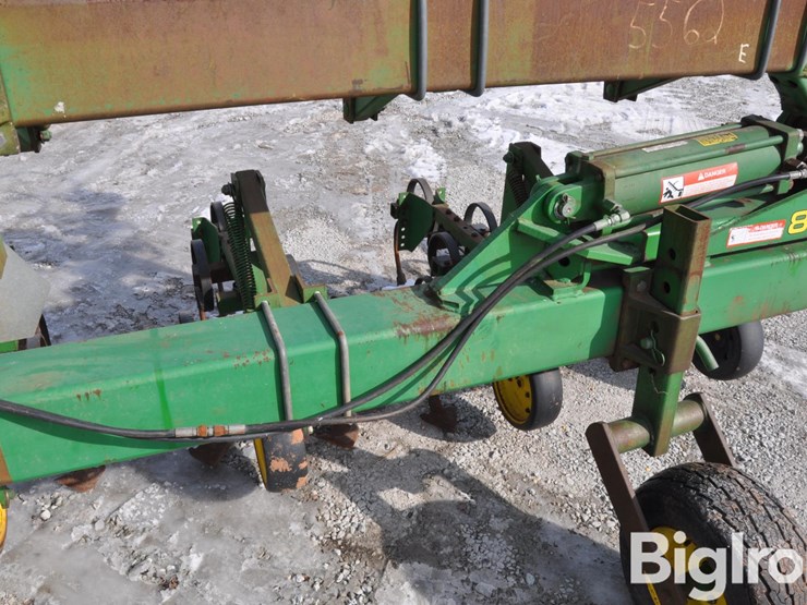 john-deere-845-image-19