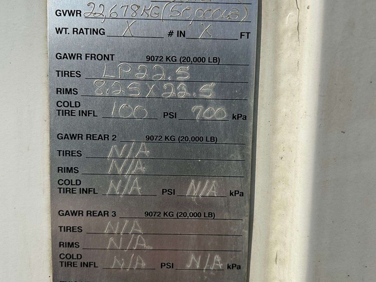 2013-neville-trailer-image-10