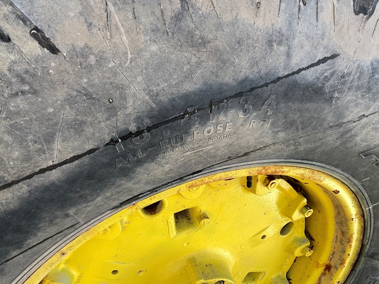 john-deere-4020-image-43