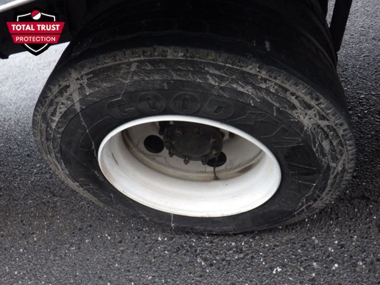 2022-kenworth-t270-image-11