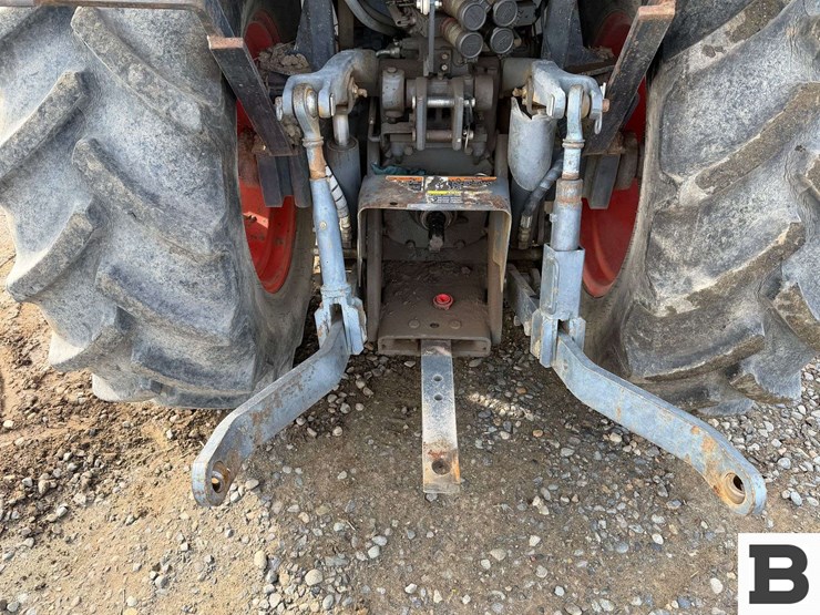 2014-kubota-m8540hd-image-14