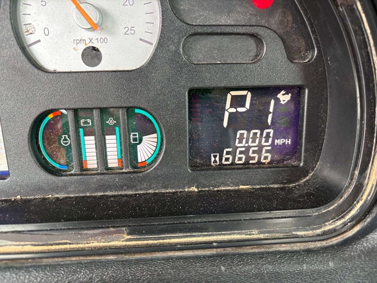 2012-ag-chem-tg7300-image-35