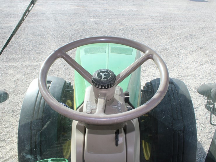 john-deere-8285r-image-54