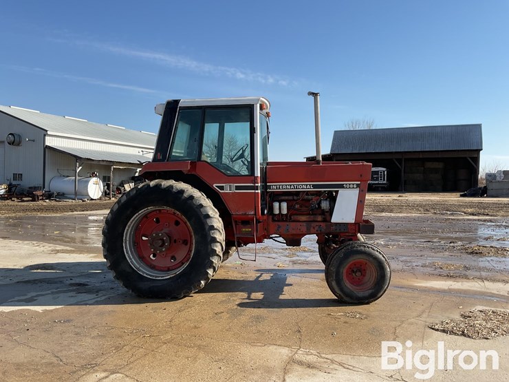 1977-international-1086-image-4