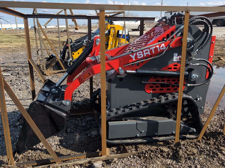 agt-mini-crawler-skid-steer-red---ysrt14-image-1