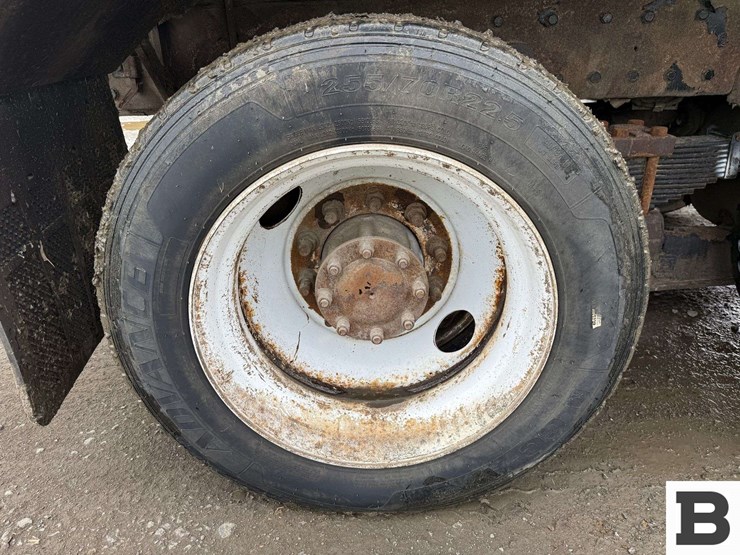 2013-kenworth-t800-image-54