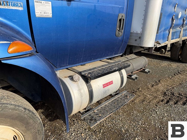 2015-international-durastar-4300-image-12