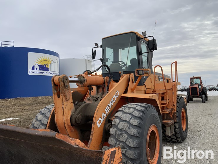 2005-daewoo-mega-300-v-image-14