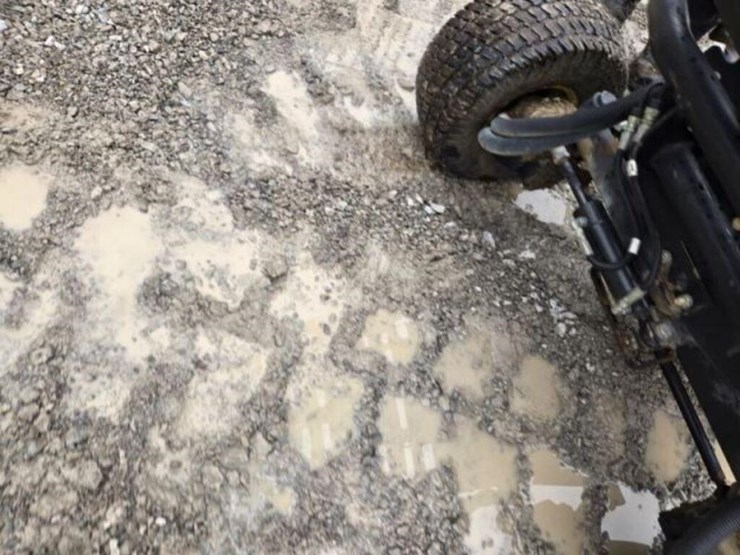 2006-john-deere-3245c-image-20