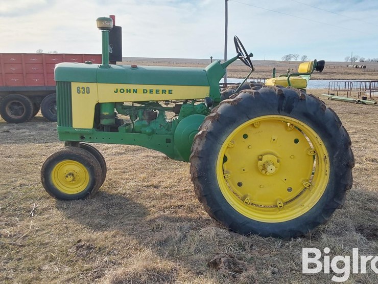 1959-john-deere-630-image-8