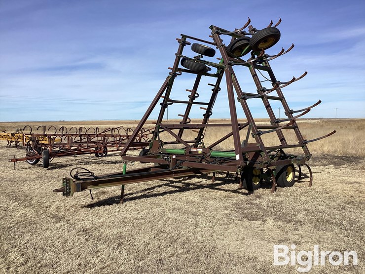 john-deere-610-image-1