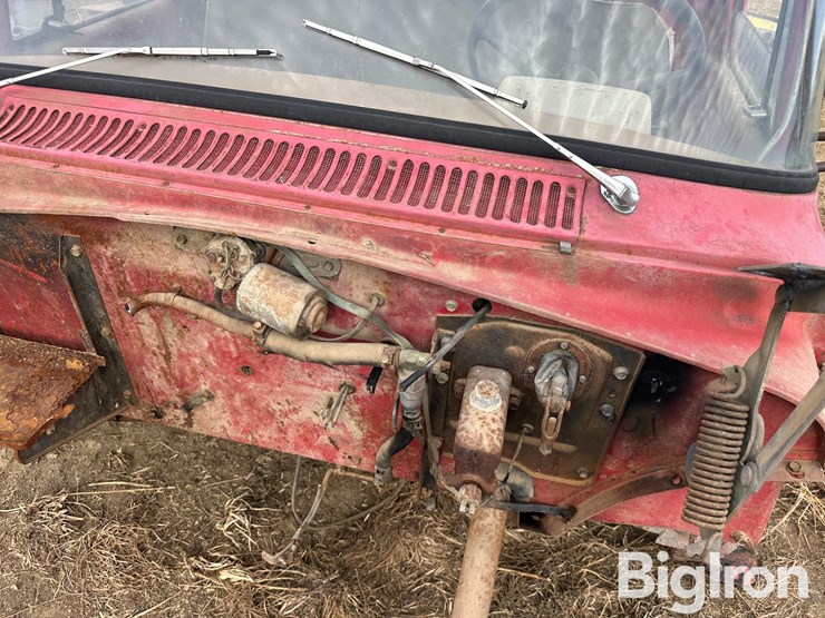 international-b-image-12