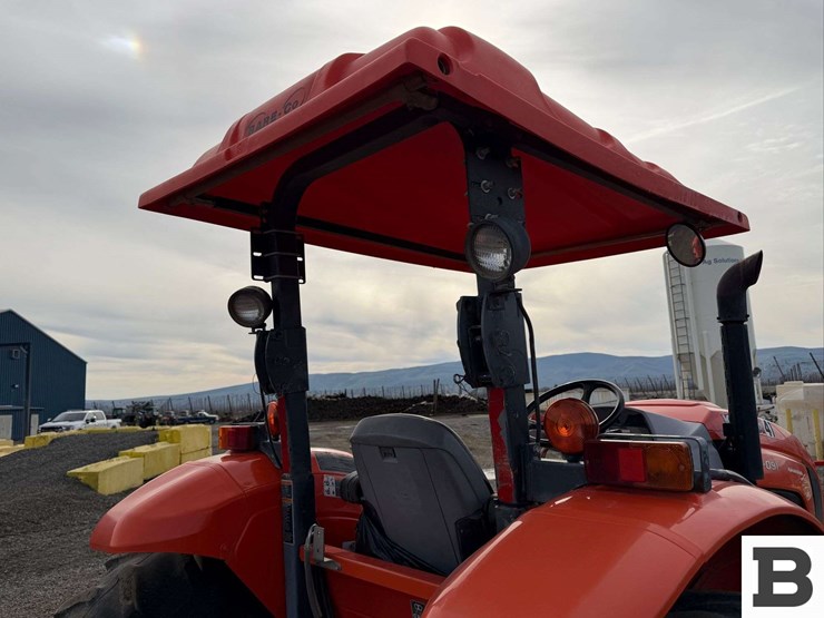 2016-kubota-m5-091-image-24