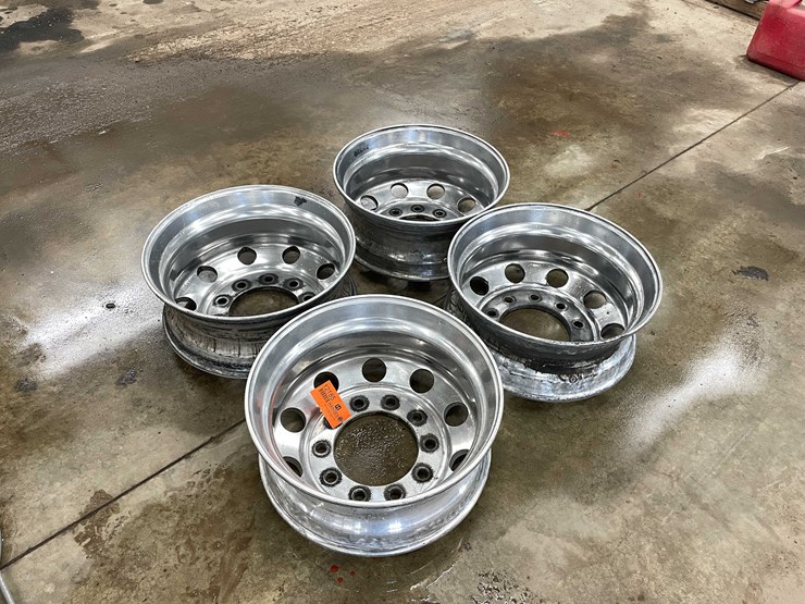 #12185-•-(4)-aluminum-semi-truck-rims-(denmark,-wi)-image-1