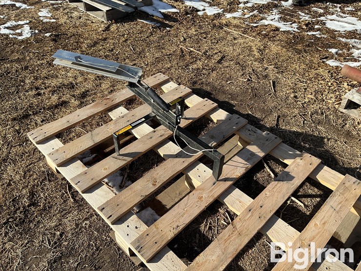 hoppes-blue-rock-thrower-image-7