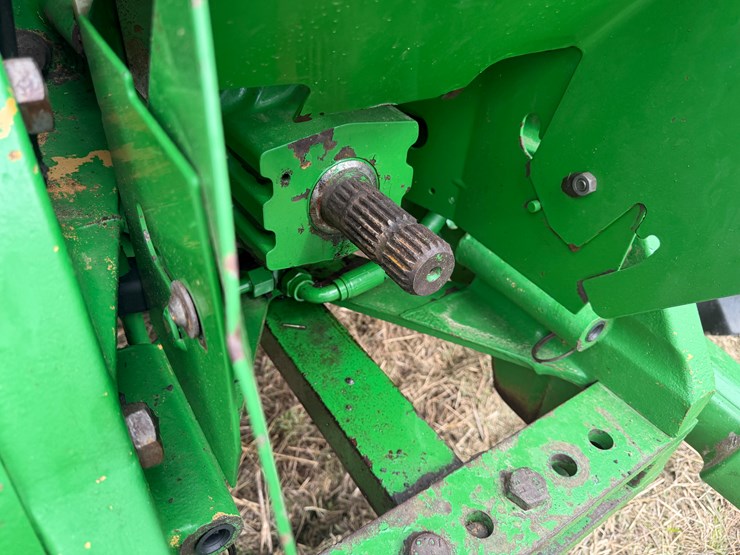 2001-john-deere-8310-image-19