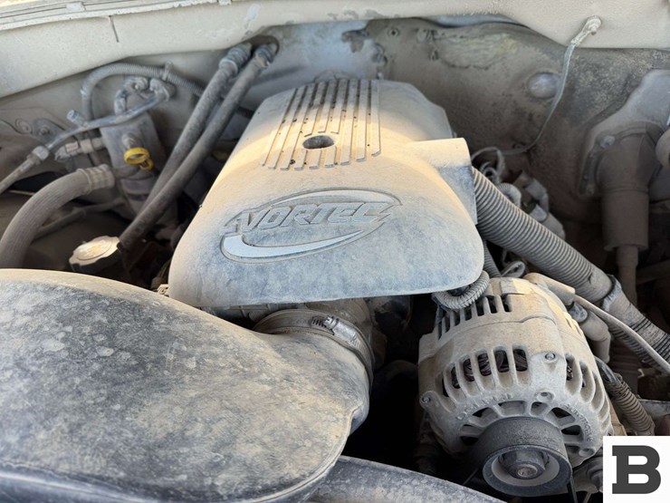 2005-chevrolet-silverado-3500-image-32