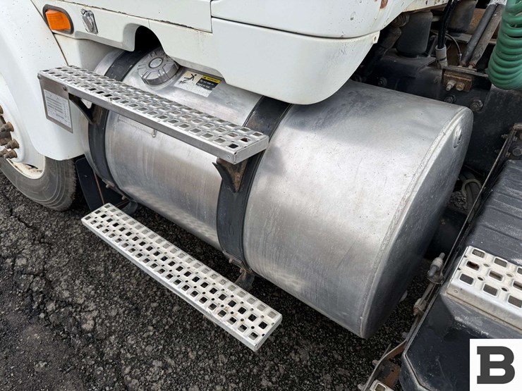 1998-volvo-wca-tractor-truck---reardan,-wa-image-28